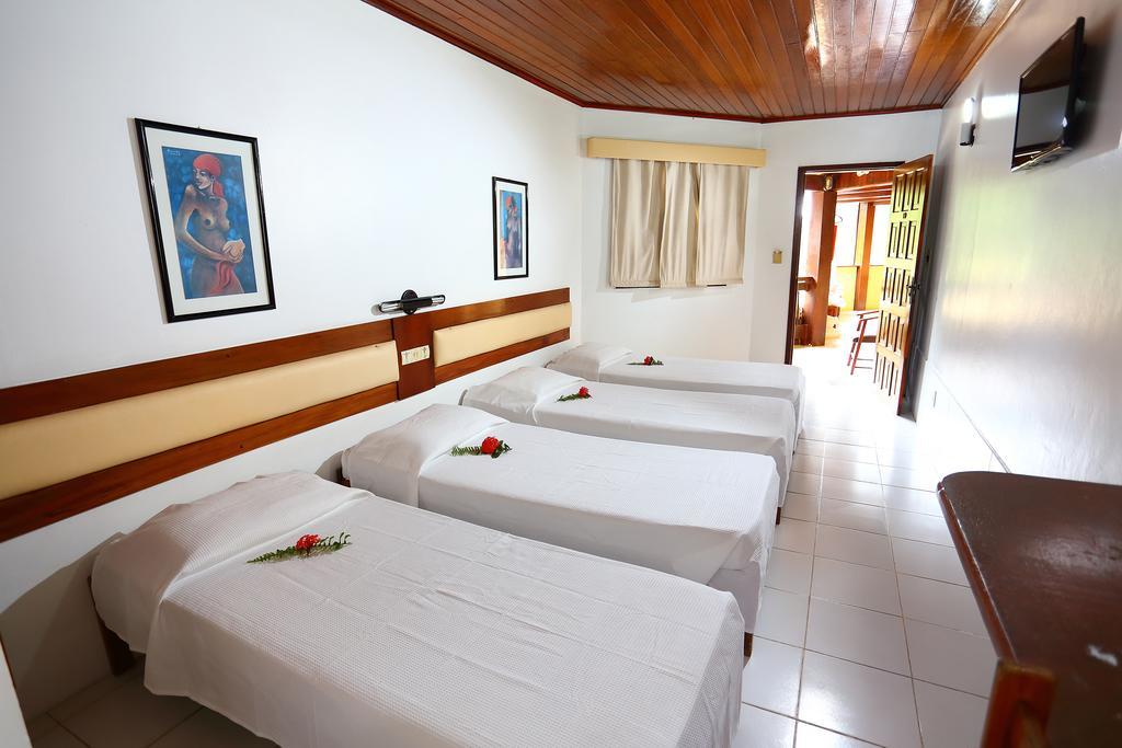 Abrolhos 3*